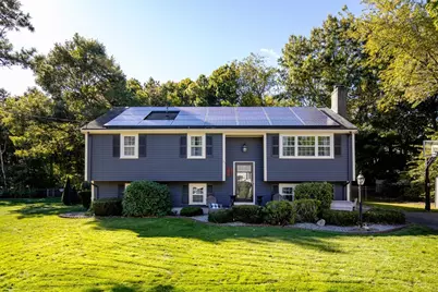 37 Flintlocke Dr, Plymouth, MA 02360 - Photo 1