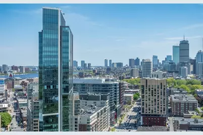 188 Brookline Ave #22E, Boston, MA 02215 - Photo 1