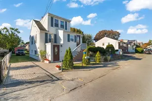 14 Larkin St, Revere, MA 02151 - Photo 1
