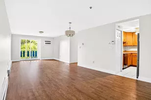 33 Lodgen Ct, Malden, MA 02148 - Photo 1