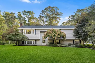 9 Bramble Bush Dr, Sandwich, MA 02644 - Photo 1