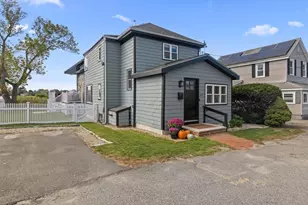 37 Pawsey St, Quincy, MA 02169 - Photo 1