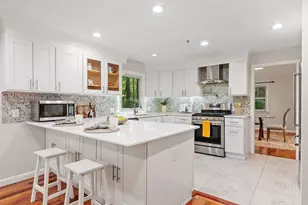 45 Winterberry Way, Bedford, MA 01730 - Photo 1