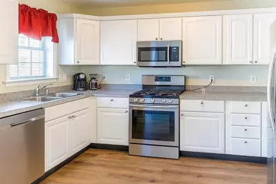 37 Glen Ave #15, Chelmsford, MA 01824 - Photo 1