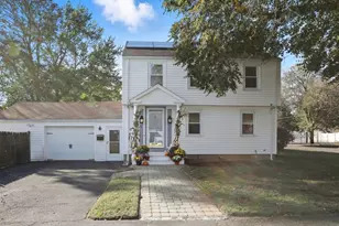 18 Clairmont St, Lynn, MA 01904 - Photo 1