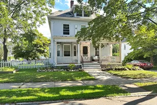 79 Lawler St, Holyoke, MA 01040 - Photo 1