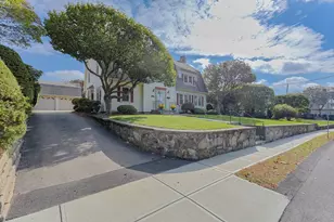 11 Beacon Park Rd, Norwood, MA 02062 - Photo 1