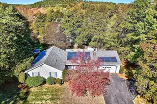 334 High St, Gardner, MA 01440 - Photo 1