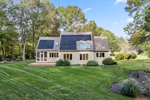 28 Garvey Rd, Framingham, MA 01701 - Photo 1