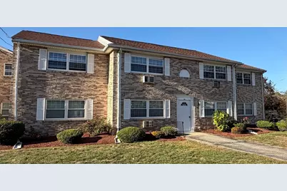 10C Washington Park Dr #10, Andover, MA 01810 - Photo 1