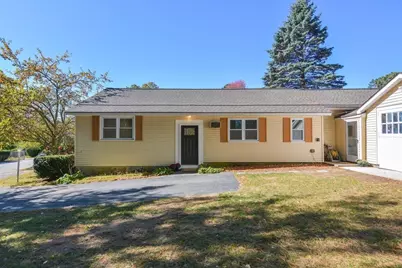 91 Hillcrest Rd, Dracut, MA 01826 - Photo 1