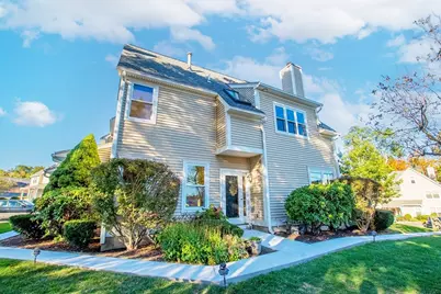 68 Hammond Place #68, Woburn, MA 01801 - Photo 1