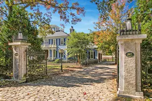 667 Grove St, Worcester, MA 01605 - Photo 1