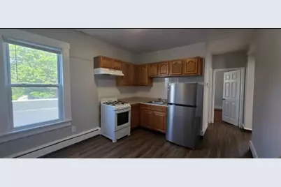 185 Chestnut St #2R, Lynn, MA 01902 - Photo 1