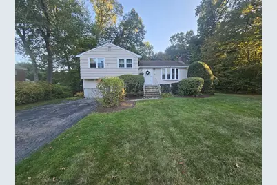 24 Eisenhower Dr, Easton, MA 02375 - Photo 1