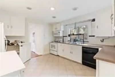 17 Bowman St, Lexington, MA 02421 - Photo 1