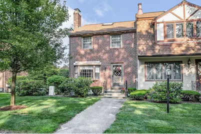 38 Scotty Hollow Dr #E, Chelmsford, MA 01863 - Photo 1