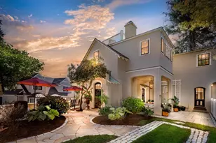 33 Waldron St, Marblehead, MA 01945 - Photo 1