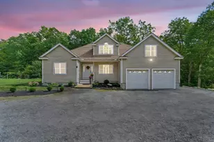 30 Forest St, Newbury, MA 01922 - Photo 1