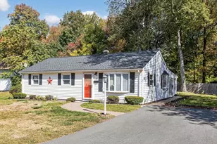 22 Ledgewood Dr, Burlington, MA 01803 - Photo 1