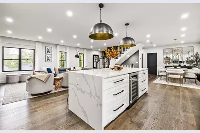 973 Main Street, Lynnfield, MA 01940 - Photo 1