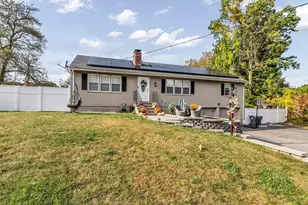 174 Pleasant St, Methuen, MA 01844 - Photo 1