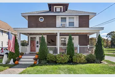 66 Gould St, Wakefield, MA 01880 - Photo 1