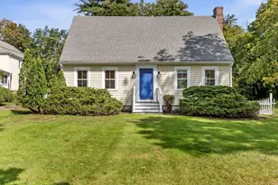 231R Lincoln St, Hingham, MA 02043 - Photo 1