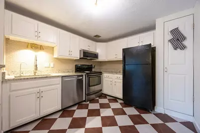 260 Tremont St #7, Melrose, MA 02176 - Photo 1