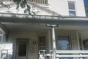 113 Franklin St, Westfield, MA 01085 - Photo 1