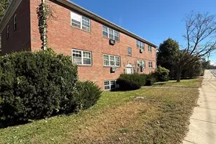 882 Sea St, Quincy, MA 02169 - Photo 1