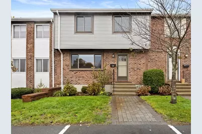 399 Pond St #F5, Braintree, MA 02184 - Photo 1