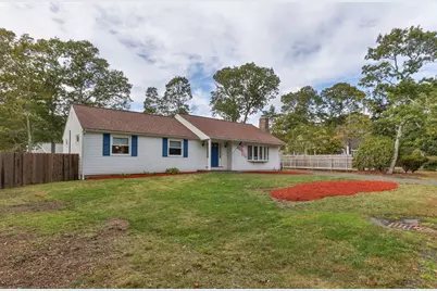 141 Dolphin Ln, Barnstable, MA 02601 - Photo 1