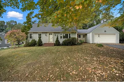 11 Hickory Hill Dr, Wilbraham, MA 01095 - Photo 1