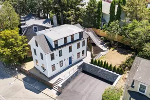 290 Washington St, Marblehead, MA 01945 - Photo 1