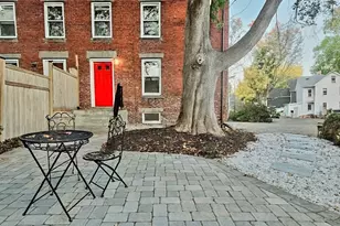 321 Riverside Dr, Northampton, MA 01062 - Photo 1