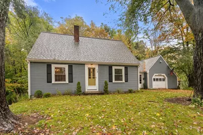 28 Wellington St, Medway, MA 02053 - Photo 1