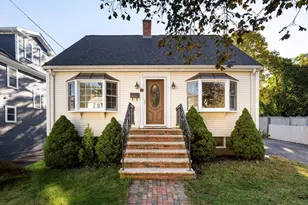 34 Nilsen Ave, Quincy, MA 02169 - Photo 1