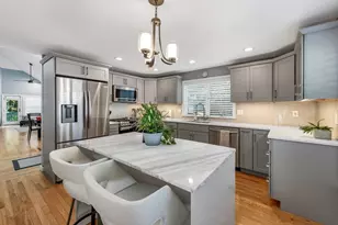 84 Hawthorne Village Rd, Nashua, NH 03062 - Photo 1