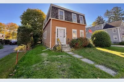7 Myrtle St, Middleborough, MA 02346 - Photo 1