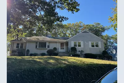 14 Dinanno Rd, Stoneham, MA 02180 - Photo 1