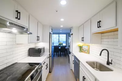 49 Melrose St #1H, Melrose, MA 02176 - Photo 1