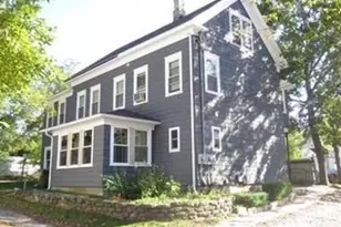 27 Douglas St, Uxbridge, MA 01569 - Photo 1