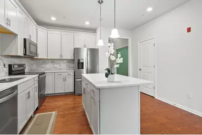 2 Talbot Way #2103, Westborough, MA 01581 - Photo 1