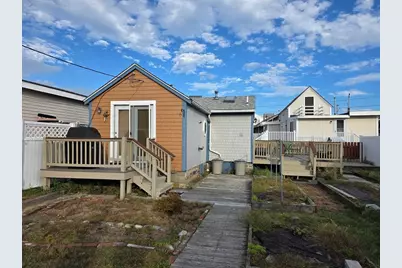 101 Cable Ave, Salisbury, MA 01952 - Photo 1