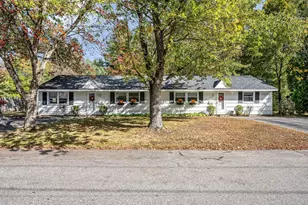 18 Newton Ave, Tewksbury, MA 01876 - Photo 1