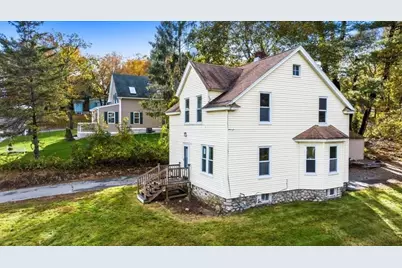 36 Central St, Auburn, MA 01501 - Photo 1