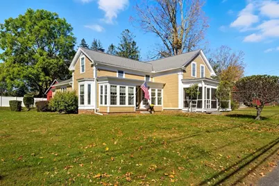 37 Central Street, West Brookfield, MA 01585 - Photo 1