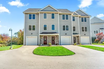 3 Lighthouse Cir #A, Salisbury, MA 01952 - Photo 1