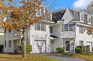 10 Victoria Gdn, Framingham, MA 01701 - Photo 1